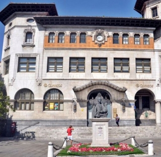  offizielles Postgebäude 